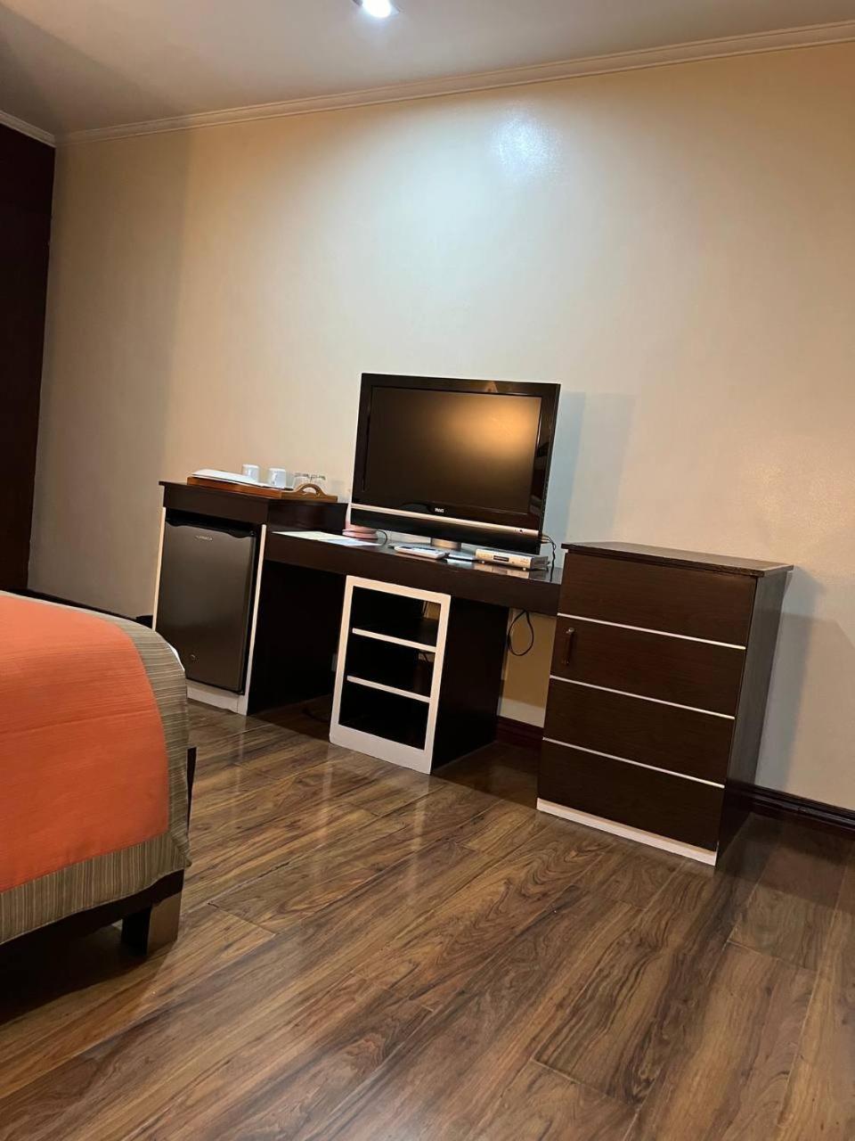 אולונגפו Subic Residencias מראה חיצוני תמונה
