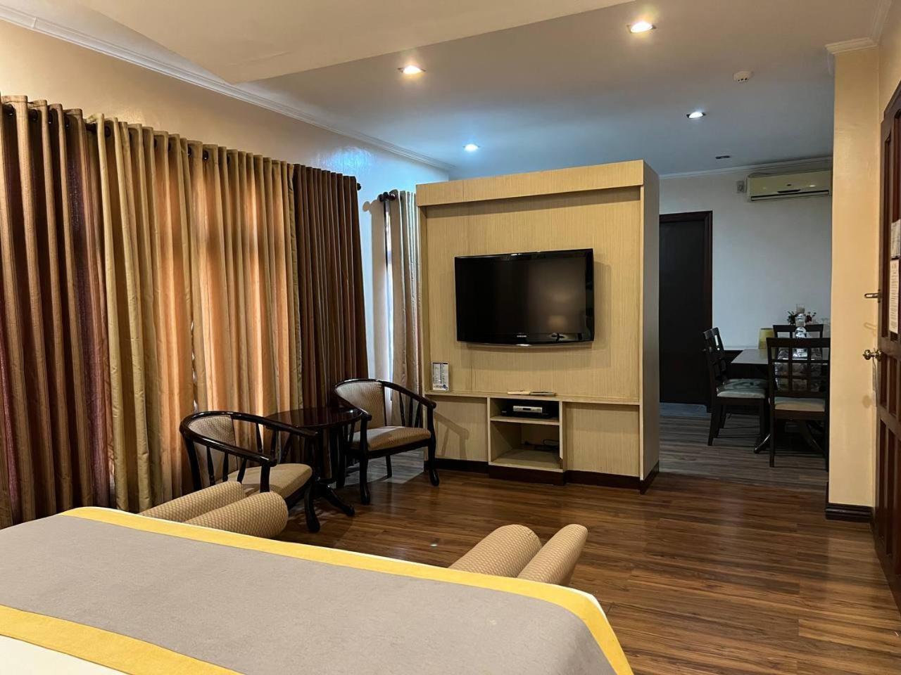אולונגפו Subic Residencias מראה חיצוני תמונה