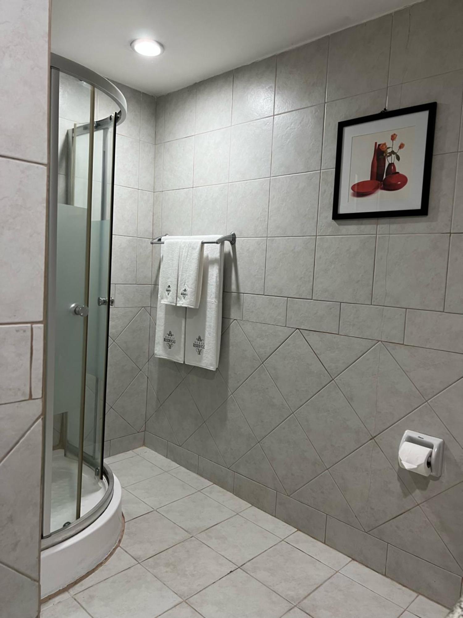 אולונגפו Subic Residencias מראה חיצוני תמונה